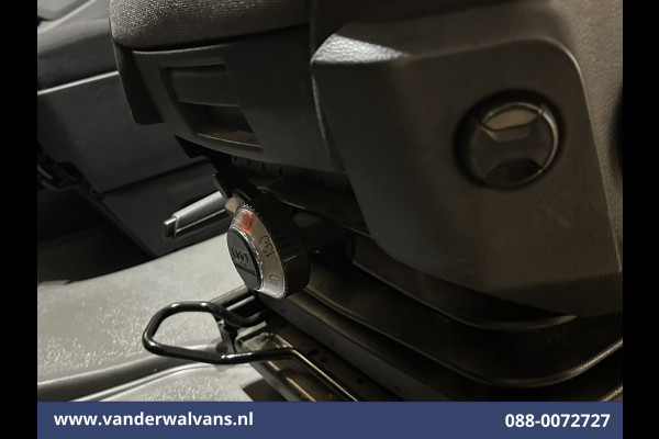 Volkswagen Crafter 2.0 TDI 141pk L3H3 L2H2 Euro6 Airco | Navigatie | Apple Carplay | Chauffeursstoel Android Auto, Standkachel, Parkeersensoren, 3000kg trekvermogen
