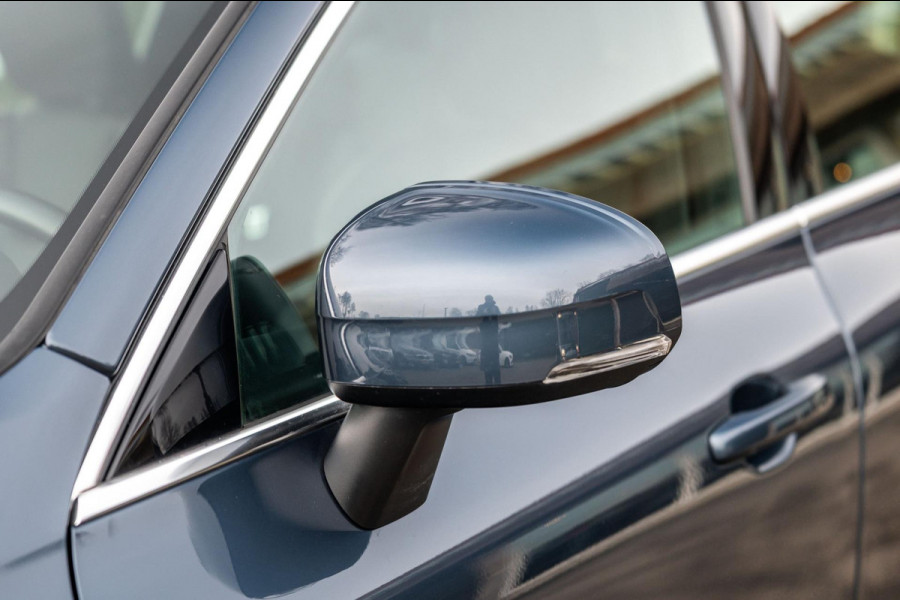Volvo XC60 2.0 Recharge T8 AWD Inscription SOH 100% I Panoramadak I Leder I Memory I Comfortstoelen I Camera I Led I autopilot I