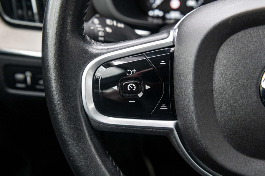 Volvo XC60 2.0 Recharge T8 AWD Inscription SOH 100% I Panoramadak I Leder I Memory I Comfortstoelen I Camera I Led I autopilot I