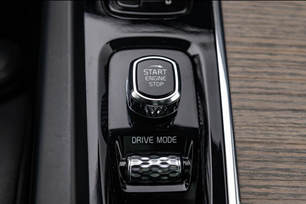 Volvo XC60 2.0 Recharge T8 AWD Inscription SOH 100% I Panoramadak I Leder I Memory I Comfortstoelen I Camera I Led I autopilot I