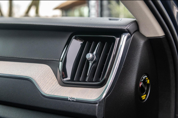 Volvo XC60 2.0 Recharge T8 AWD Inscription SOH 100% I Panoramadak I Leder I Memory I Comfortstoelen I Camera I Led I autopilot I
