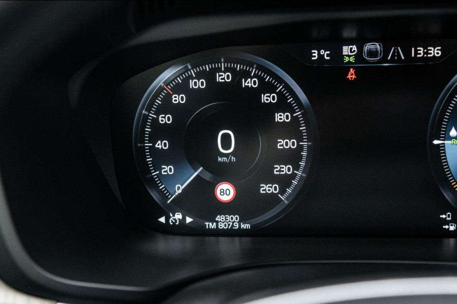 Volvo XC60 2.0 Recharge T8 AWD Inscription SOH 100% I Panoramadak I Leder I Memory I Comfortstoelen I Camera I Led I autopilot I