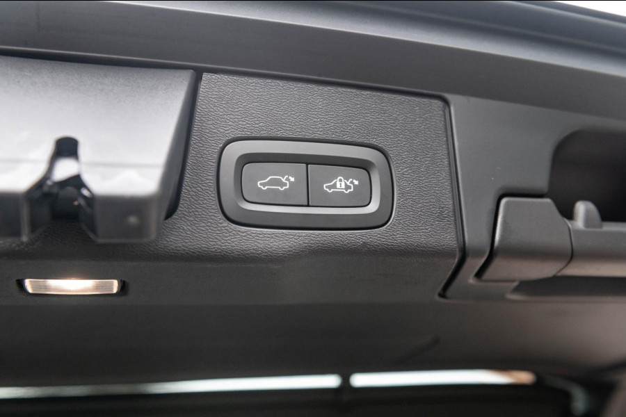 Volvo XC60 2.0 Recharge T8 AWD Inscription SOH 100% I Panoramadak I Leder I Memory I Comfortstoelen I Camera I Led I autopilot I