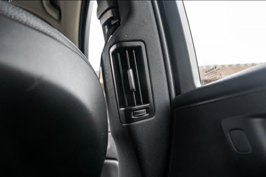 Volvo XC60 2.0 Recharge T8 AWD Inscription SOH 100% I Panoramadak I Leder I Memory I Comfortstoelen I Camera I Led I autopilot I