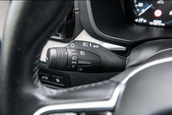 Volvo XC60 2.0 Recharge T8 AWD Inscription SOH 100% I Panoramadak I Leder I Memory I Comfortstoelen I Camera I Led I autopilot I