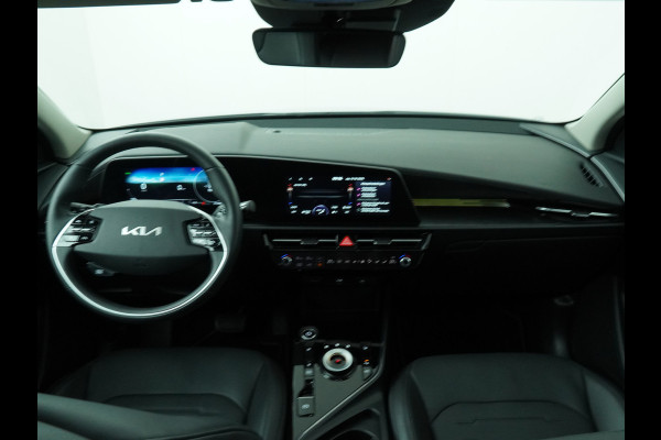 Kia Niro EV DynamicPlusLine 64.8 kWh Automaat SOH 98,8% - Navigatie - Stoel/Stuurverwarming - Adaptief Cruise Control - Schuif/Kanteldak - Fabrieksgarantie Tot 2031