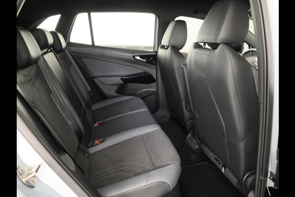 Volkswagen ID.4 Pro Limited Edition 77 kWh accu 286 PK | 19" LM | Black Edition | Stoel & Stuurverwarming |