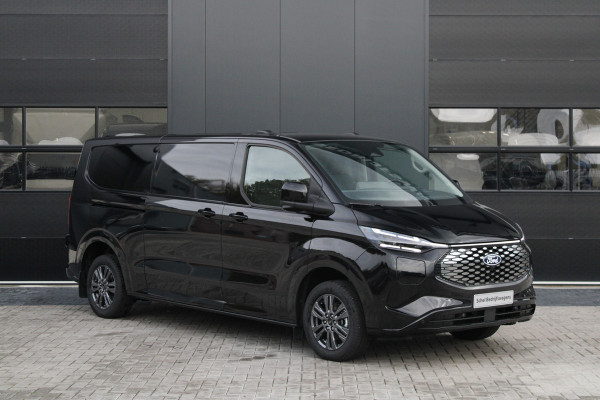 Ford E-Transit Custom 340 L2H1 Limited 71 kWh 218pk | 2x Schuif | DDS LED | 360 Camera | B&O | ACC | Navi | Verwarmd stuurwiel | Elek trekhaak | AGR-s