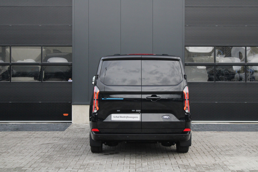 Ford E-Transit Custom 340 L2H1 Limited 71 kWh 218pk | 2x Schuif | DDS LED | 360 Camera | B&O | ACC | Navi | Verwarmd stuurwiel | Elek trekhaak | AGR-s
