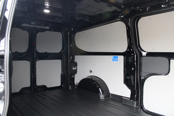 Ford E-Transit Custom 340 L2H1 Limited 71 kWh 218pk | 2x Schuif | DDS LED | 360 Camera | B&O | ACC | Navi | Verwarmd stuurwiel | Elek trekhaak | AGR-s