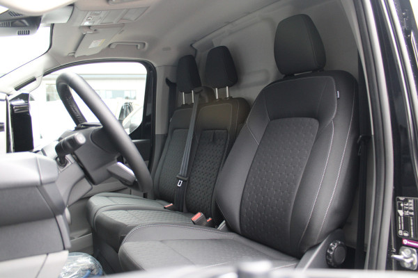 Ford E-Transit Custom 340 L2H1 Limited 71 kWh 218pk | 2x Schuif | DDS LED | 360 Camera | B&O | ACC | Navi | Verwarmd stuurwiel | Elek trekhaak | AGR-s