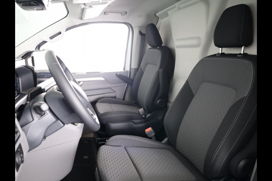 Volkswagen E-Transporter 34 L2H1 Bulli 64 kWh | Trekhaak wegklapbaar | Vloerplaat + wandpanelen | Camera |