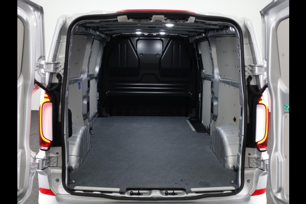 Volkswagen E-Transporter 34 L2H1 Bulli 64 kWh | Trekhaak wegklapbaar | Vloerplaat + wandpanelen | Camera |