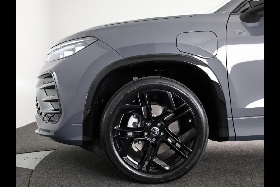 Volkswagen Tayron R-Line Edition 1.5 eHybrid 204 PK | Black Style | Trekhaak | Panoramadak |