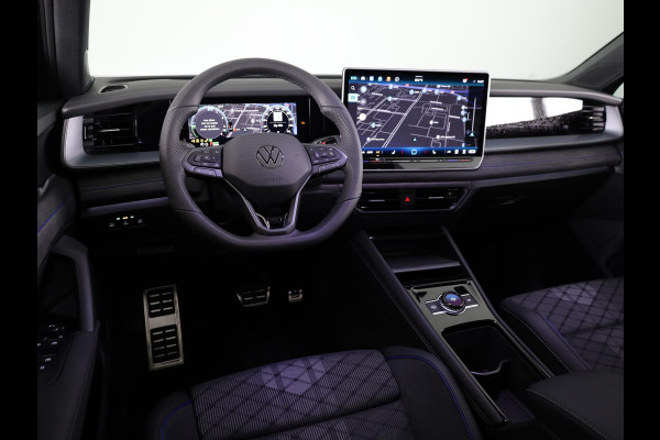Volkswagen Tayron R-Line Edition 1.5 eHybrid 204 PK | Black Style | Trekhaak | Panoramadak |