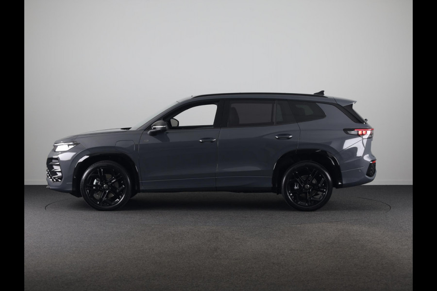Volkswagen Tayron R-Line Edition 1.5 eHybrid 204 PK | Black Style | Trekhaak | Panoramadak |