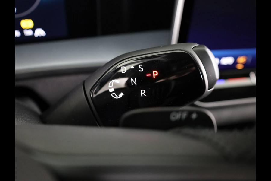 Volkswagen Tayron R-Line Edition 1.5 eHybrid 204 PK | Black Style | Trekhaak | Panoramadak |