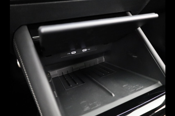 Volkswagen Tayron R-Line Edition 1.5 eHybrid 204 PK | Black Style | Trekhaak | Panoramadak |