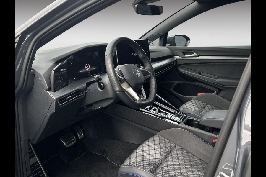 Volkswagen Golf Variant 1.5 eTSI R-Line Edition | Private lease vanaf €607 | 115PK DSG | IQ Led | 360 graden camera | Virtual cockpit | Stoelverwarming |