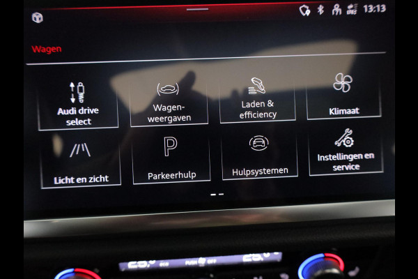 Audi Q3 Sportback 45 TFSI e S Edition 245 pk S-tronic | Navigatie | Panoramadak | Parkeersensoren | Achteruitrijcamera | Adaptieve cruise control | Lichtmetalen velgen 20" | S-line interieur