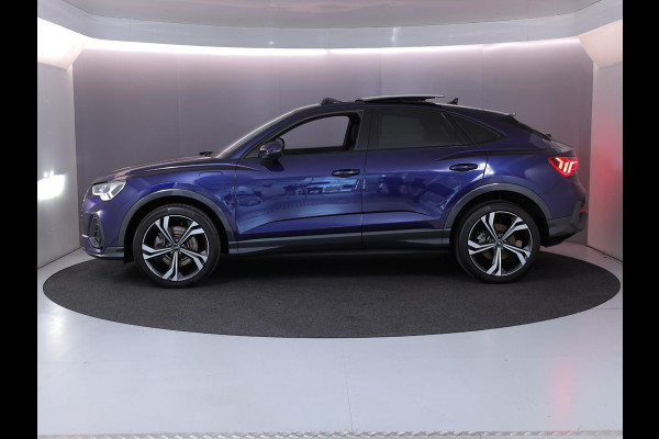 Audi Q3 Sportback 45 TFSI e S Edition 245 pk S-tronic | Navigatie | Panoramadak | Parkeersensoren | Achteruitrijcamera | Adaptieve cruise control | Lichtmetalen velgen 20" | S-line interieur