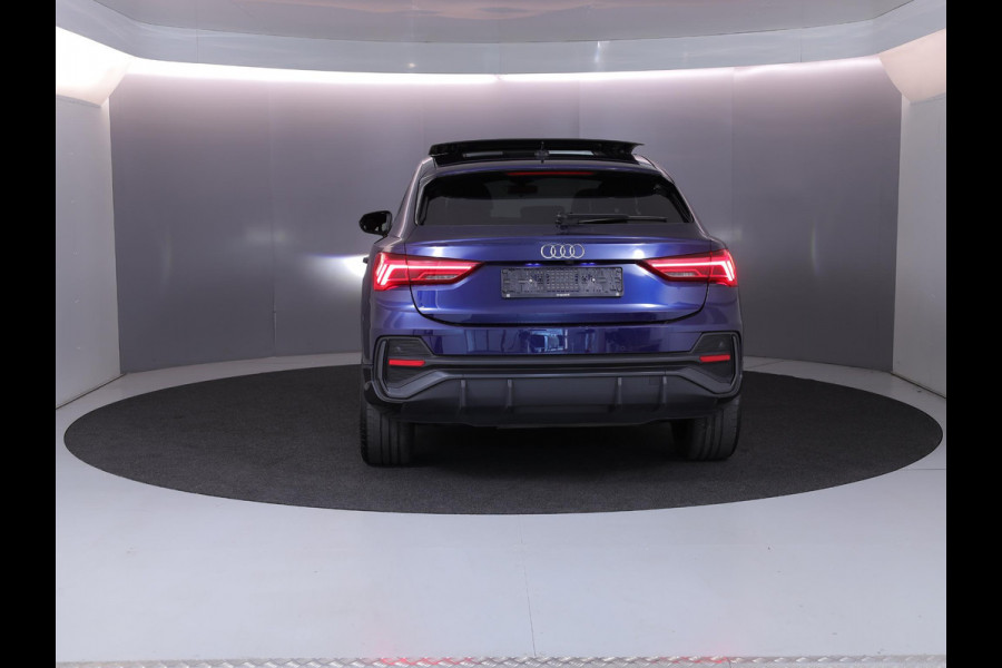 Audi Q3 Sportback 45 TFSI e S Edition 245 pk S-tronic | Navigatie | Panoramadak | Parkeersensoren | Achteruitrijcamera | Adaptieve cruise control | Lichtmetalen velgen 20" | S-line interieur