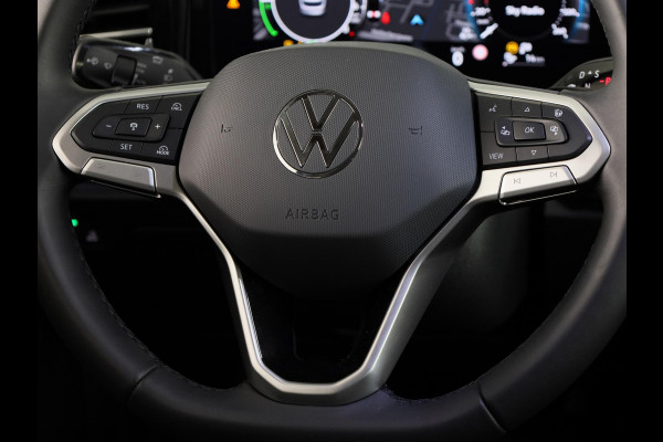 Volkswagen Passat Variant Elegance Business 1.5 eHybrid 150 kW / 204 pk | Private lease vanaf €895 | Panoramaschuif/kanteldak, Lederen interieur, Stoelventilatie en massage