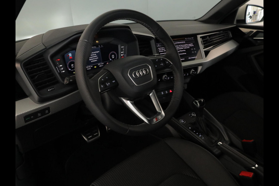 Audi A1 allstreet 30 TFSI Advanced edition | Private lease vanaf €608 |116pk S-tronic | S-line interieur | Navigatie | Adaptieve cruise controle | 17 inch Lichtmetalen velgen | Verlengde garantie