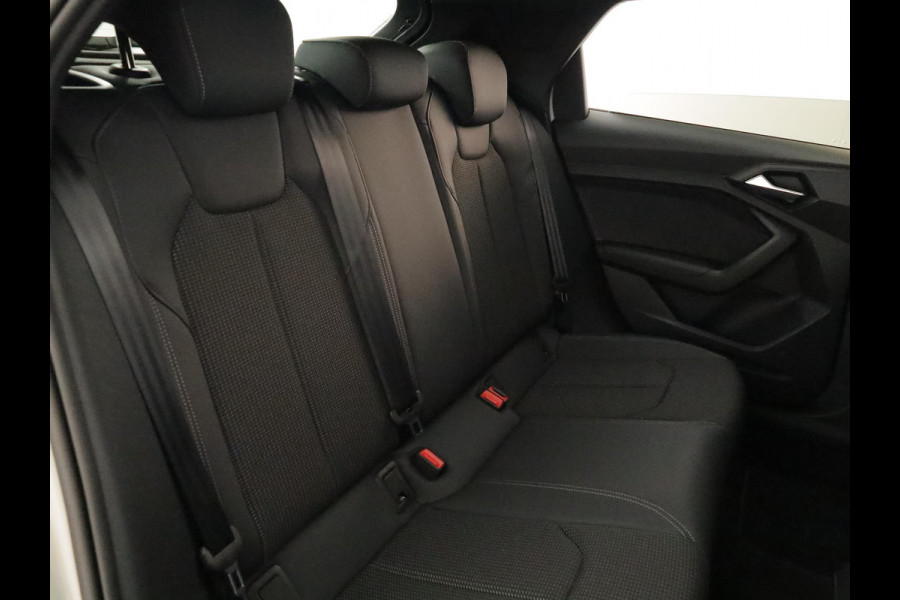 Audi A1 allstreet 30 TFSI Advanced edition | Private lease vanaf €608 |116pk S-tronic | S-line interieur | Navigatie | Adaptieve cruise controle | 17 inch Lichtmetalen velgen | Verlengde garantie