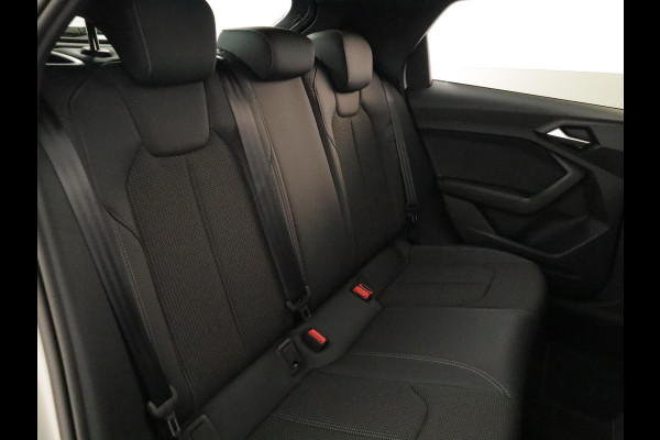 Audi A1 allstreet 30 TFSI Advanced edition | Private lease vanaf €608 |116pk S-tronic | S-line interieur | Navigatie | Adaptieve cruise controle | 17 inch Lichtmetalen velgen | Verlengde garantie