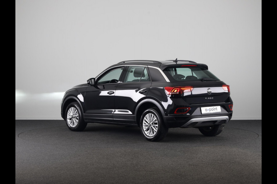 Volkswagen T-Roc 1.5 TSI Life 150 pk Automaat (DSG) | Navigatie via App | Parkeersensoren (Park assist) | Achteruitrijcamera | Autom. airco | Stoelverwarming |