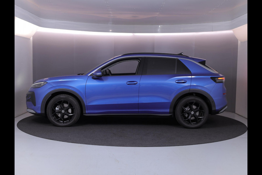 Volkswagen T-Roc Life First Edition 1.5 eTSI 85 kW / 116 PK SUV 7 v | Private lease vanaf €656 | DSG | Camera| 18'LM-velgen| verwarmd stuur en stoelen