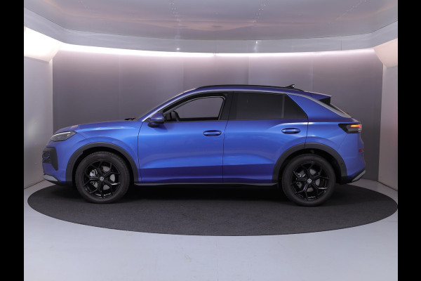 Volkswagen T-Roc Life First Edition 1.5 eTSI 85 kW / 116 PK SUV 7 v | Private lease vanaf €656 | DSG | Camera| 18'LM-velgen| verwarmd stuur en stoelen