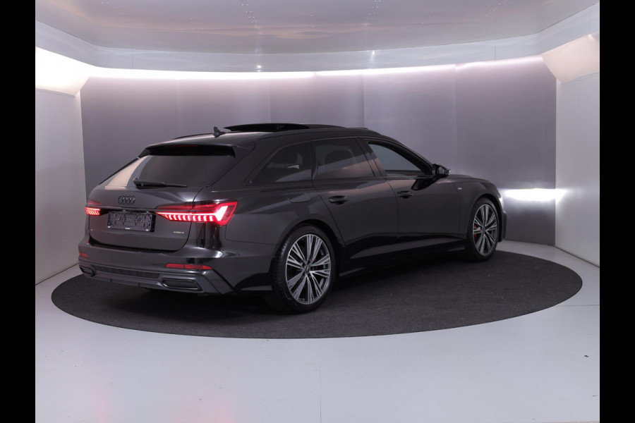 Audi A6 Avant 55 TFSI e quattro Pro Line S Competition 367 pk S-tronic | Navigatie | Panoramadak | Parkeersensoren | Achteruitrijcamera | Lederen bekleding | Stoelverwarming | S-Line |