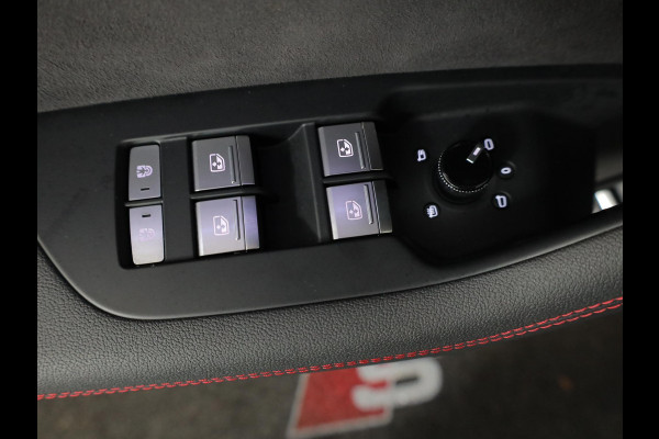 Audi A6 Avant 55 TFSI e quattro Pro Line S Competition 367 pk S-tronic | Navigatie | Panoramadak | Parkeersensoren | Achteruitrijcamera | Lederen bekleding | Stoelverwarming | S-Line |