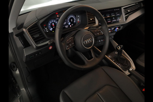 Audi A1 Sportback 35 TFSI S edition 150pk | Lederen bekleding | 18 inch Lichtmetalen | Led koplampen | Adaptieve cruise controle | S-line interieur