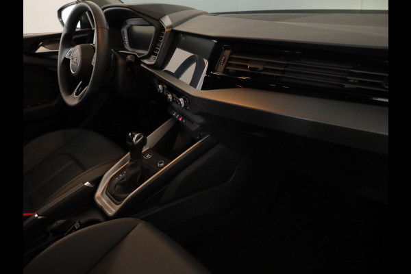 Audi A1 Sportback 35 TFSI S edition 150pk | Lederen bekleding | 18 inch Lichtmetalen | Led koplampen | Adaptieve cruise controle | S-line interieur