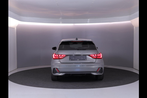 Audi A1 Sportback 35 TFSI S edition 150pk | Lederen bekleding | 18 inch Lichtmetalen | Led koplampen | Adaptieve cruise controle | S-line interieur