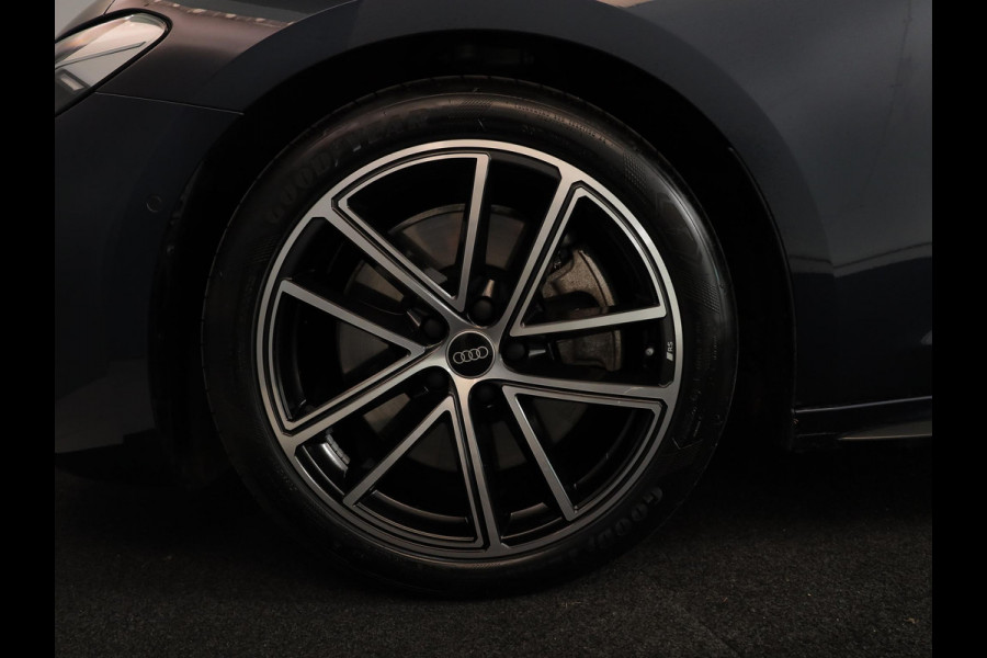 Audi A5 Avant 2.0 e-hybrid quattro S edition | Private lease vanaf €929 | 299 PK | Multimedia scherm passagier | S-Line | Keyless entry | Rondomzicht camera | Matrix LED koplampen | Verlengde garantie