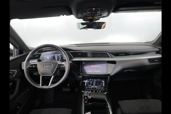 Audi e-tron 55 quattro S edition 95 kWh 408 pk | SOH 95,66% | Navigatie | Panoramadak | Parkeersensoren | Achteruitrijcamera | Matrix LED koplampen | Stoelverwarming | S-Line |