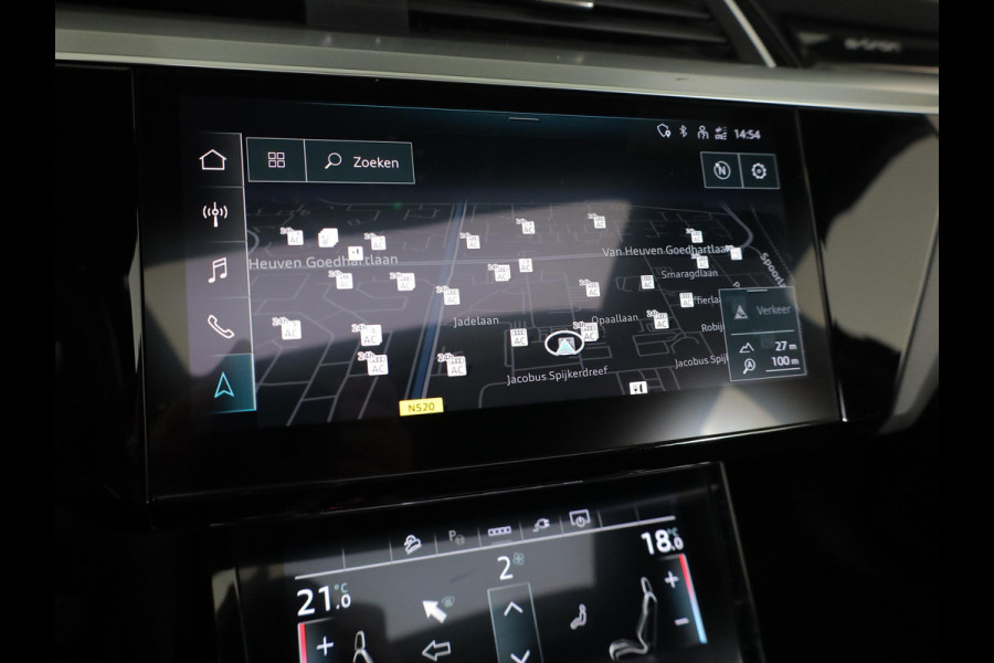 Audi e-tron 55 quattro S edition 95 kWh 408 pk | SOH 95,66% | Navigatie | Panoramadak | Parkeersensoren | Achteruitrijcamera | Matrix LED koplampen | Stoelverwarming | S-Line |