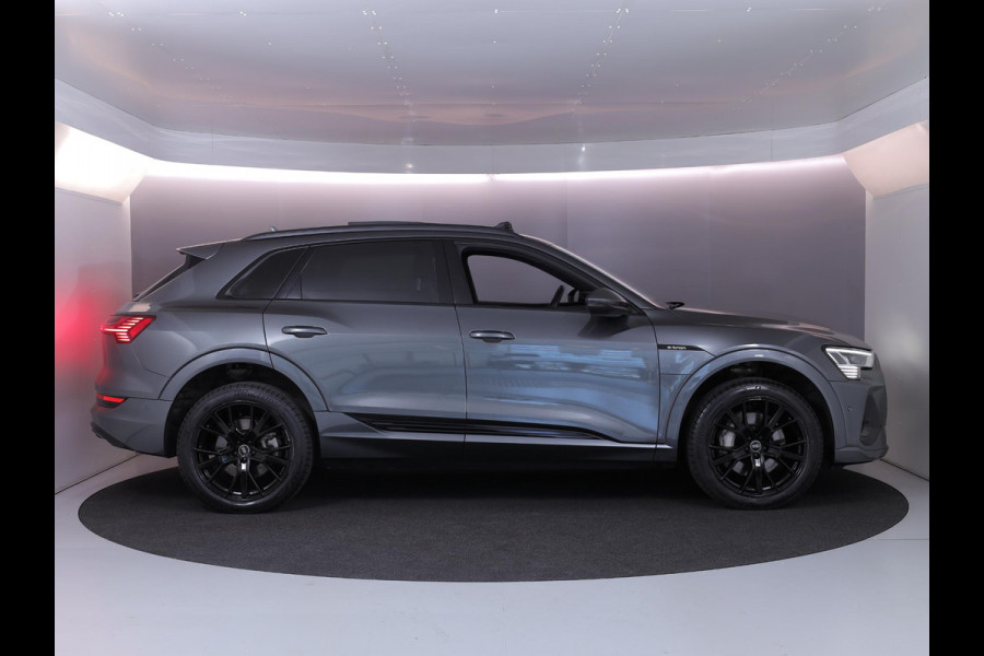 Audi e-tron 55 quattro S edition 95 kWh 408 pk | SOH 95,66% | Navigatie | Panoramadak | Parkeersensoren | Achteruitrijcamera | Matrix LED koplampen | Stoelverwarming | S-Line |