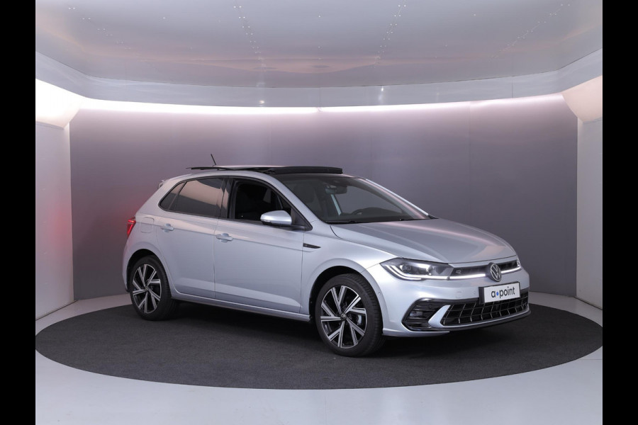 Volkswagen Polo 1.0 TSI R-Line Edition 95 pk | Automaat | Panoramisch schuif/kantel dak | Verwarmbare voorstoelen