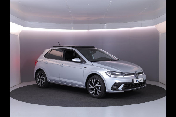 Volkswagen Polo 1.0 TSI R-Line Edition 95 pk | Automaat | Panoramisch schuif/kantel dak | Verwarmbare voorstoelen