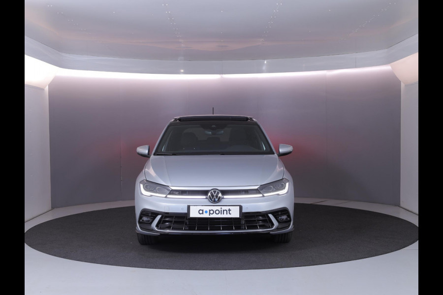 Volkswagen Polo 1.0 TSI R-Line Edition 95 pk | Automaat | Panoramisch schuif/kantel dak | Verwarmbare voorstoelen