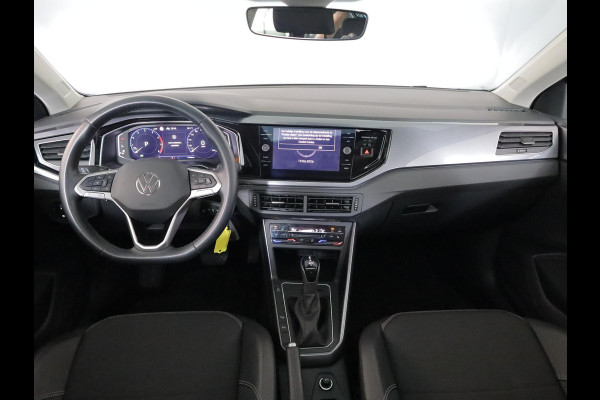 Volkswagen Taigo 1.5 TSI Style 150 pk Automaat (DSG) | Navigatie | Panoramadak | Parkeersensoren (Park assist) | Achteruitrijcamera | Stoelverwarming |