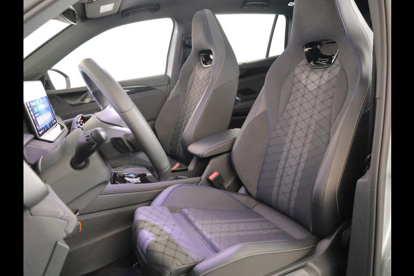 Volkswagen Tayron 1.5 eHybrid R-Line Edition | Private lease vanaf €851 | 204 pk Automaat (DSG) | Verlengde garantie | Navigatie | Panoramadak | Trekhaak (wegklapbaar) | Parkeersensoren (Park assist) | Rondomzicht camera | Stoelverwarming | R-Line |