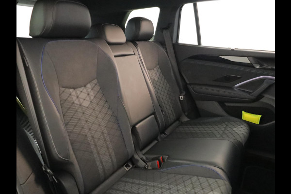 Volkswagen Tayron 1.5 eHybrid R-Line Edition | Private lease vanaf €851 | 204 pk Automaat (DSG) | Verlengde garantie | Navigatie | Panoramadak | Trekhaak (wegklapbaar) | Parkeersensoren (Park assist) | Rondomzicht camera | Stoelverwarming | R-Line |