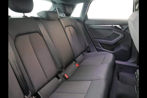 Audi A3 Sportback 30 TFSI Pro Line 110 pk S-tronic | Verlengde garantie | Navigatie via App | Parkeersensoren achter | LED koplampen | Apple Carplay/Android Auto |