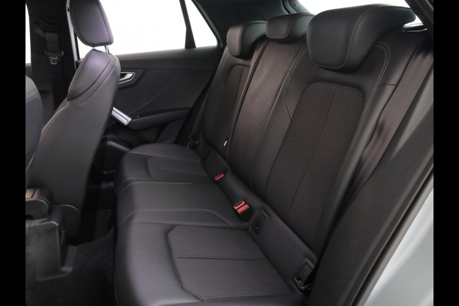 Audi Q2 35 TFSI S Edition 150 pk S-tronic | Navigatie | Trekhaak | Parkeersensoren achter | Matrix LED koplampen | S-Line |